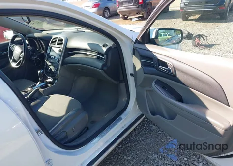 2015 Chevrolet Malibu 2Lt из США, поврежденный, VIN 1G11D5SL0FF122417